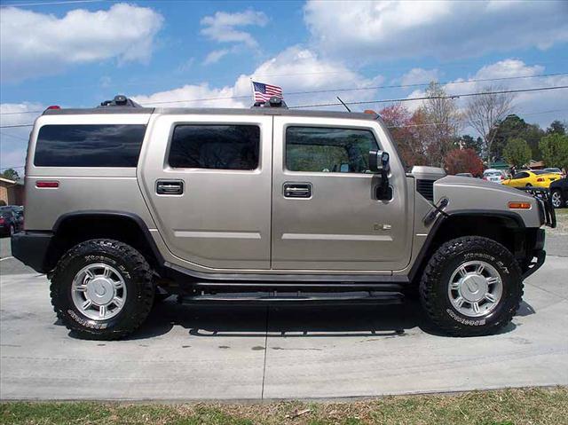 Hummer H2 2003 photo 2