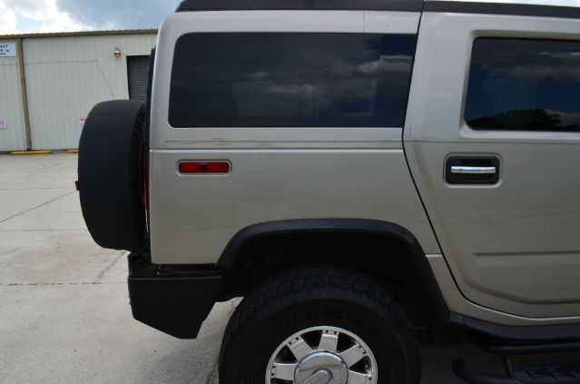 Hummer H2 2003 photo 12