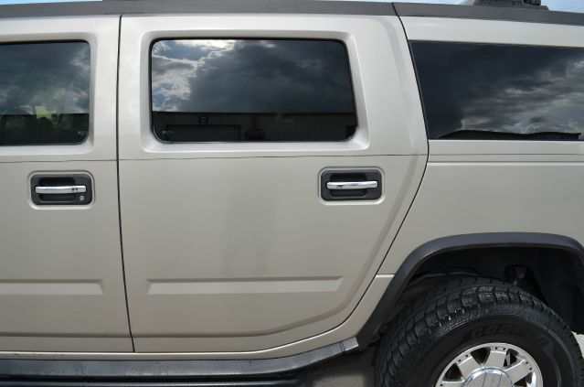 Hummer H2 2003 photo 16