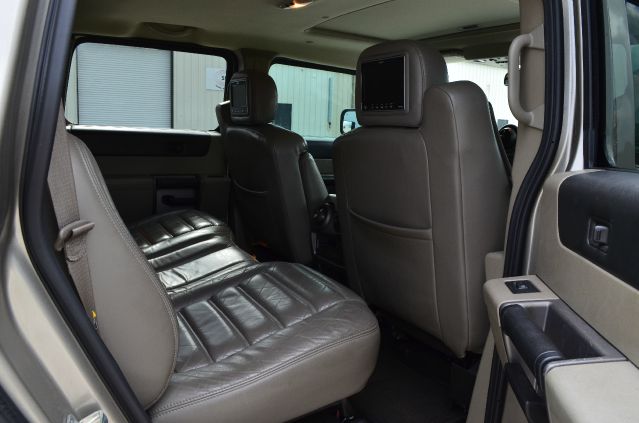 Hummer H2 2003 photo 3