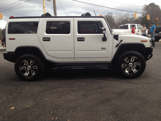 Hummer H2 2003 photo 2