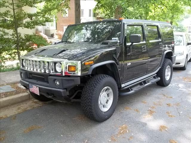 Hummer H2 Bucket Lift Sport Utility