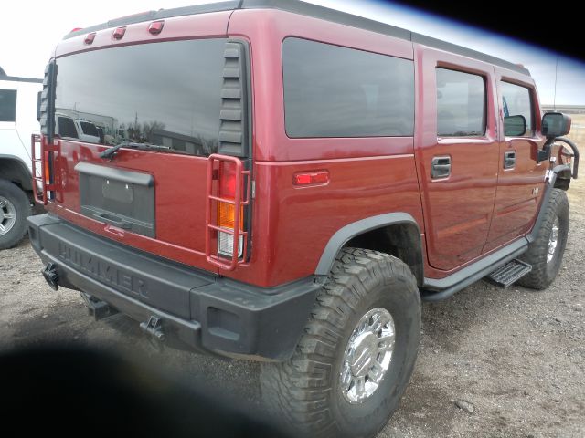Hummer H2 2004 photo 2
