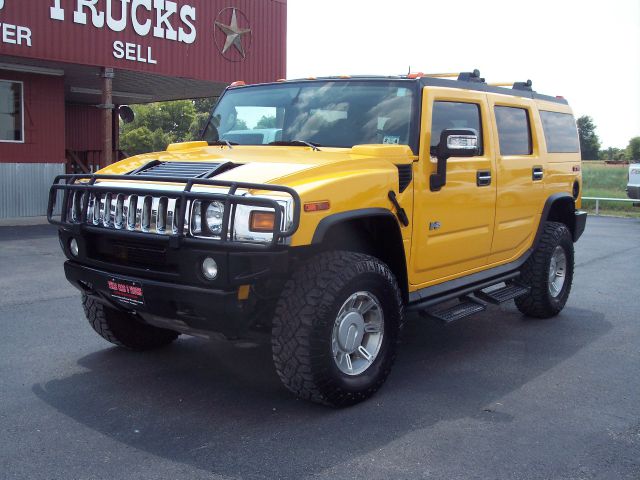 Hummer H2 2004 photo 1