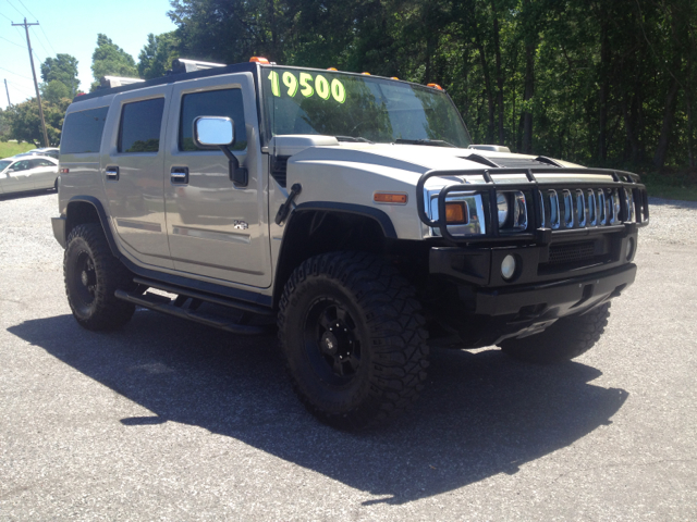 Hummer H2 2004 photo 18