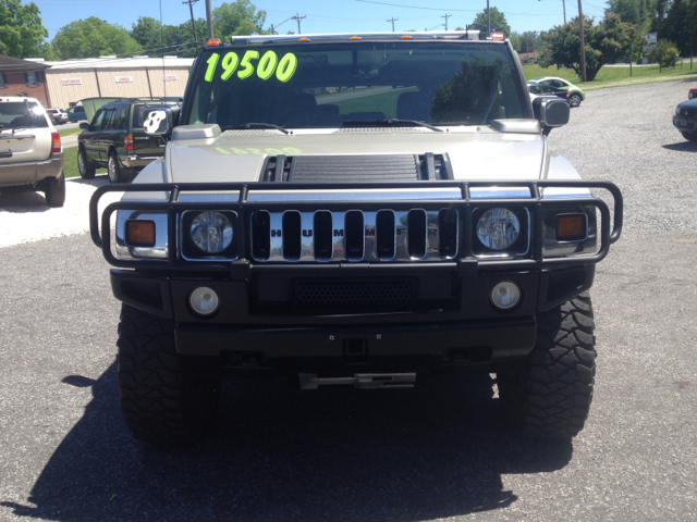Hummer H2 2004 photo 19