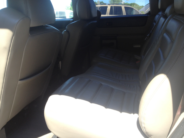 Hummer H2 2004 photo 21