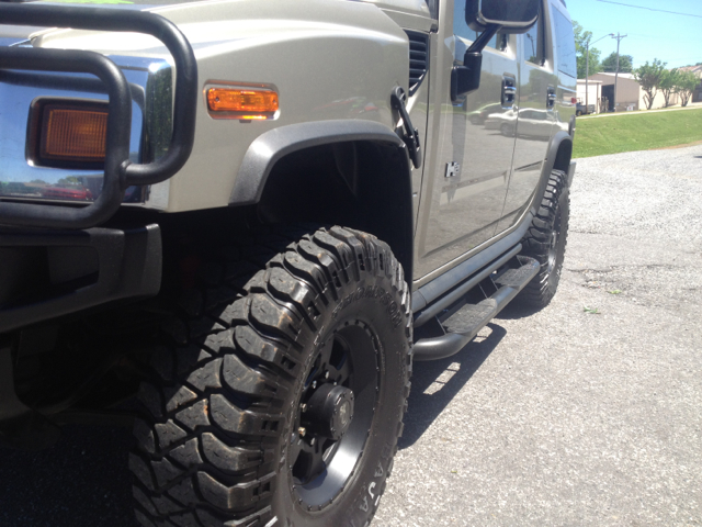 Hummer H2 2004 photo 3