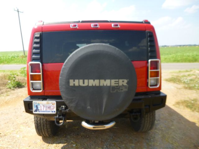 Hummer H2 2004 photo 2