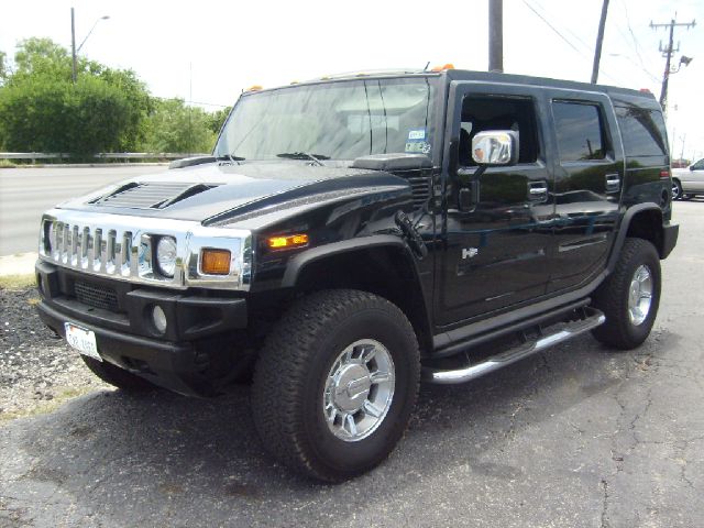 Hummer H2 2005 photo 2