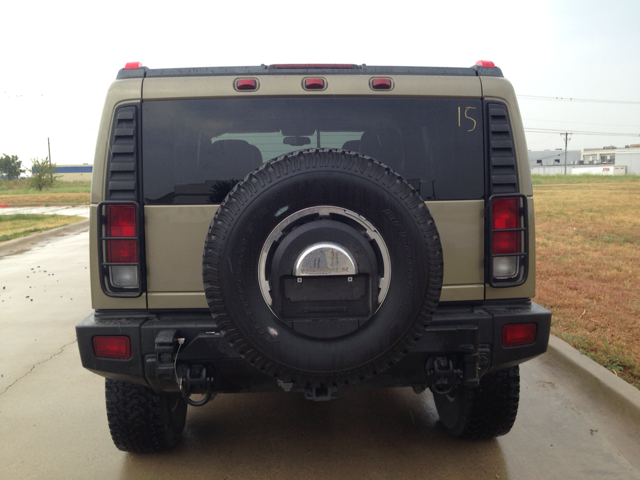 Hummer H2 2005 photo 1
