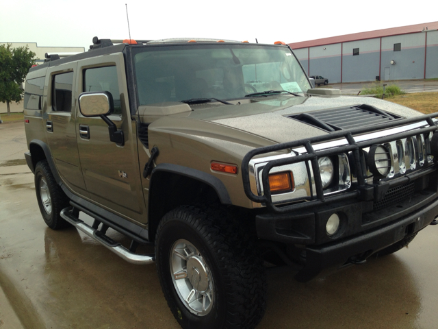 Hummer H2 2005 photo 2