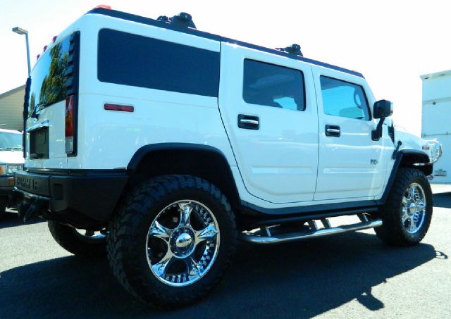 Hummer H2 2005 photo 1