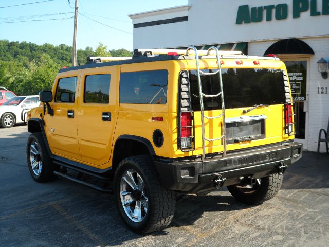 Hummer H2 2005 photo 22