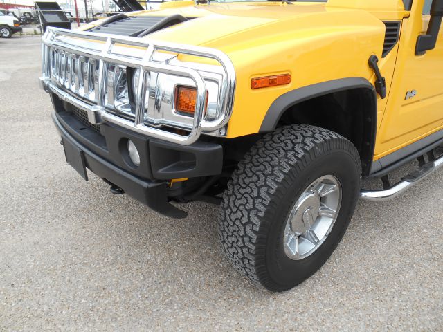Hummer H2 2005 photo 4