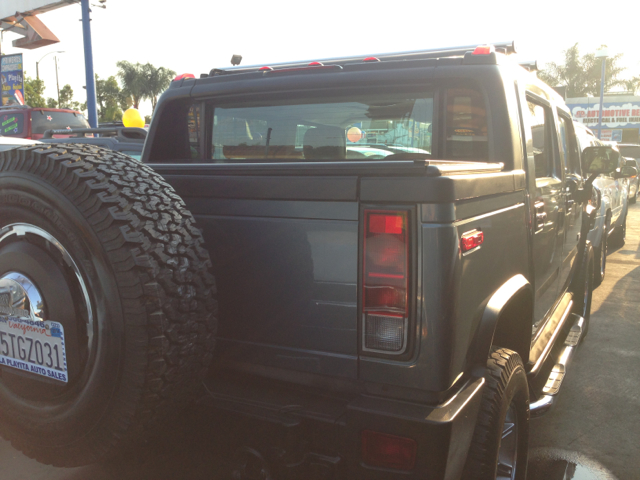 Hummer H2 2005 photo 3