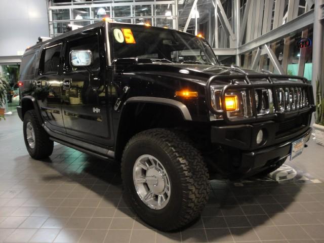 Hummer H2 2005 photo 1