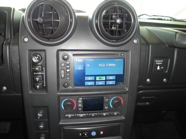Hummer H2 2005 photo 3