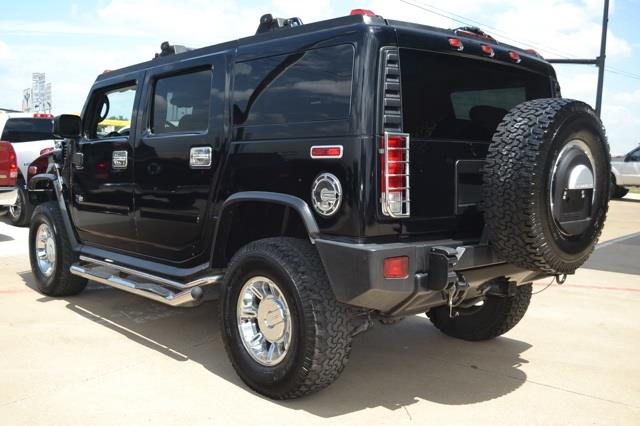 Hummer H2 2006 photo 1