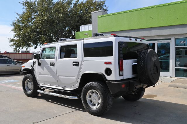 Hummer H2 2006 photo 3