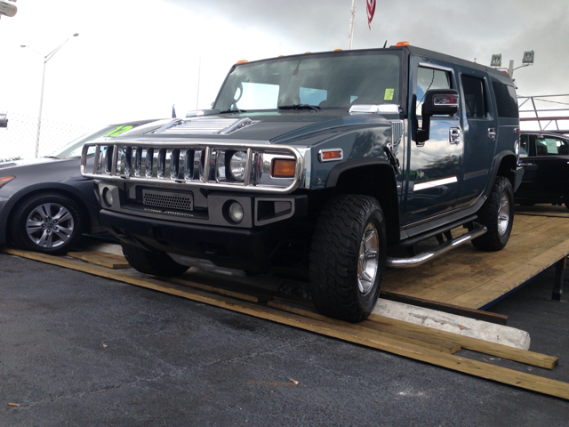 Hummer H2 2006 photo 1