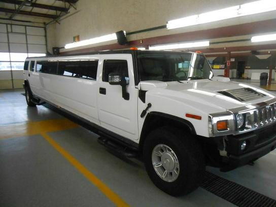 Hummer H2 2006 photo 2