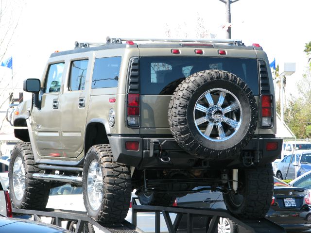 Hummer H2 2006 photo 3