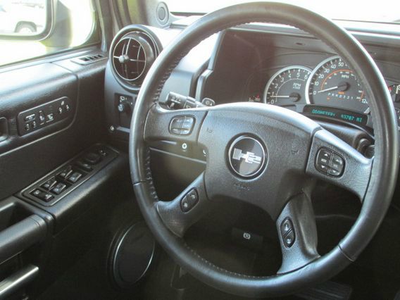 Hummer H2 2007 photo 4
