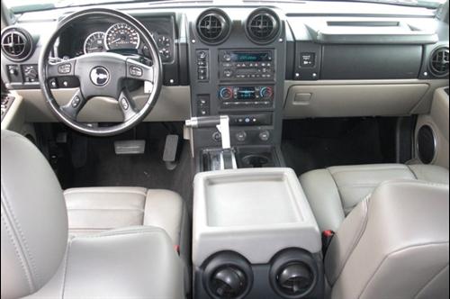 Hummer H2 2007 photo 2