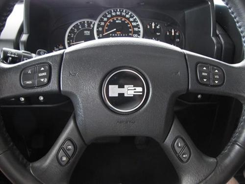 Hummer H2 2007 photo 1
