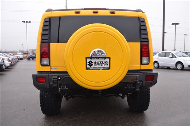 Hummer H2 2007 photo 2