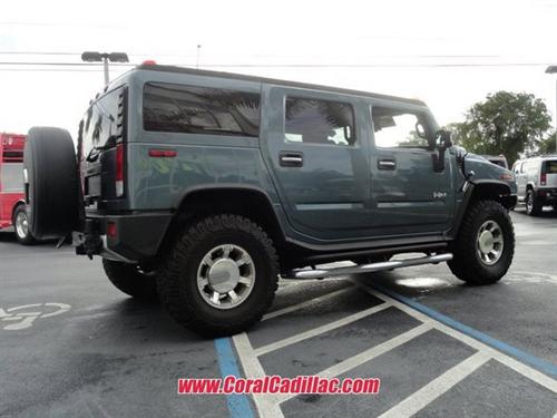 Hummer H2 2008 photo 2