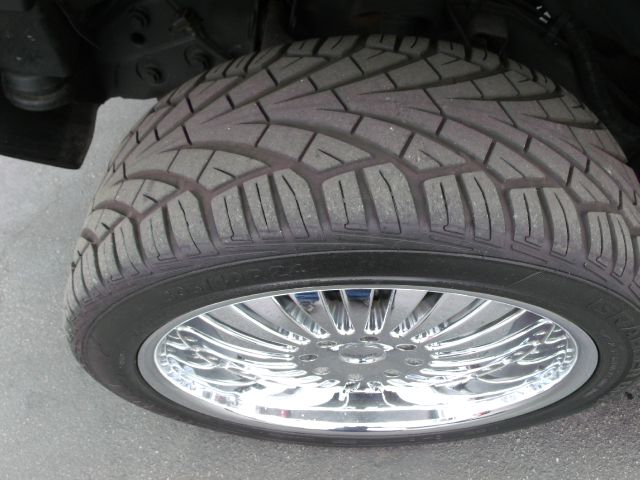 Hummer H2 SUT 2006 photo 10