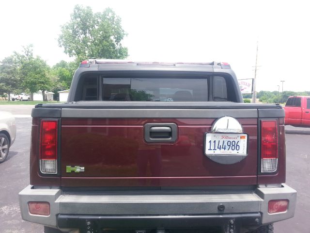 Hummer H2 SUT 2006 photo 2