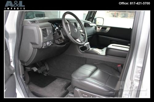 Hummer H2 SUT 2009 photo 1