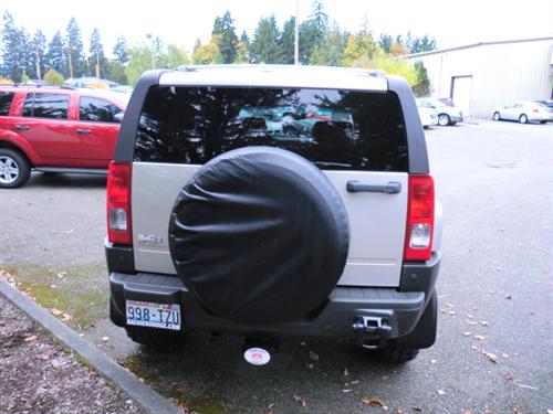 Hummer H3 2006 photo 1