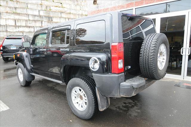 Hummer H3 2006 photo 2
