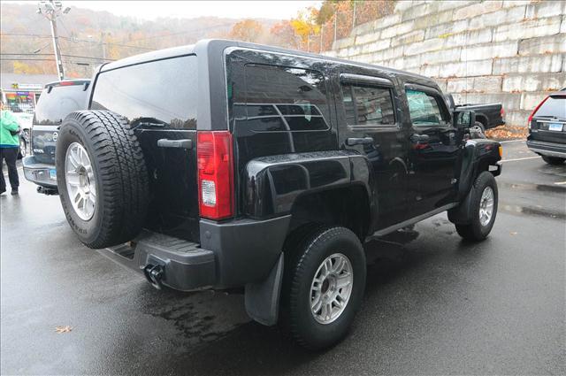 Hummer H3 2006 photo 3