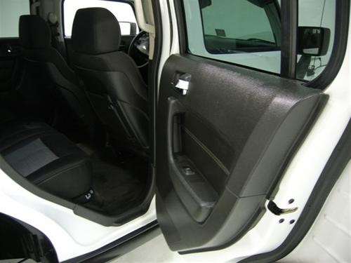 Hummer H3 2006 photo 1