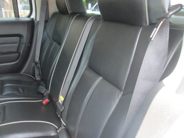 Hummer H3 2006 photo 26