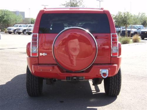 Hummer H3 2006 photo 1