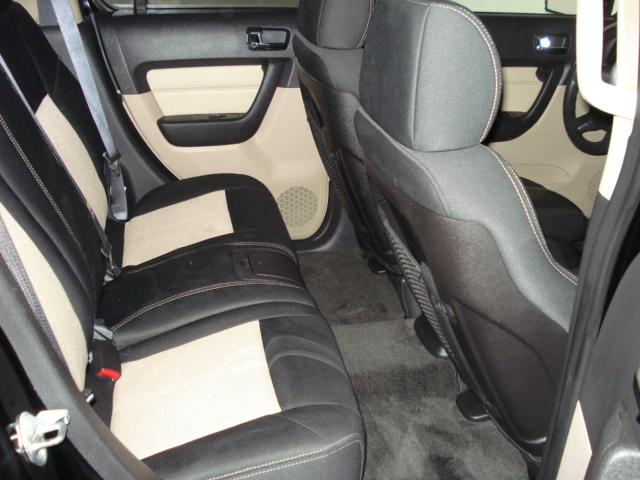 Hummer H3 2006 photo 2