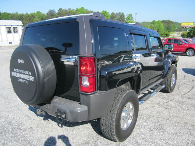 Hummer H3 2006 photo 1