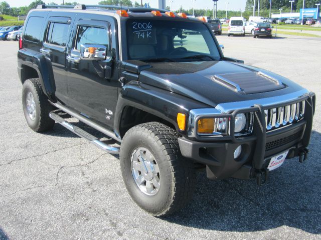 Hummer H3 2006 photo 2