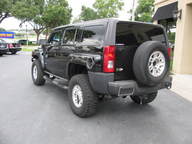 Hummer H3 Classic Limited SUV