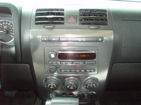 Hummer H3 2006 photo 1