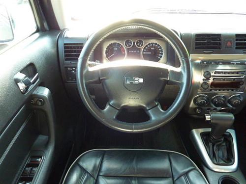 Hummer H3 2006 photo 3