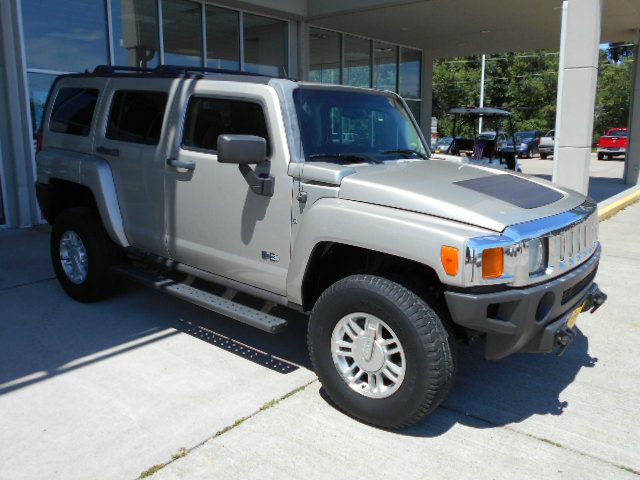 Hummer H3 2006 photo 3