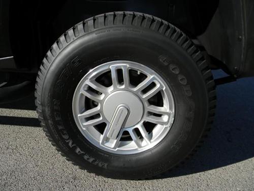 Hummer H3 2006 photo 3