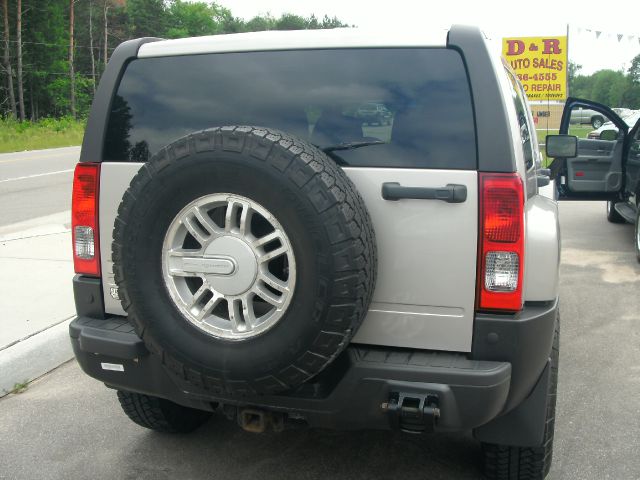 Hummer H3 2006 photo 3